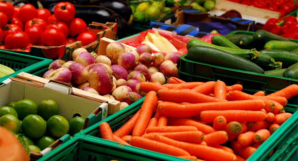 Fruits and veggies are not created equal with regard to weight loss
